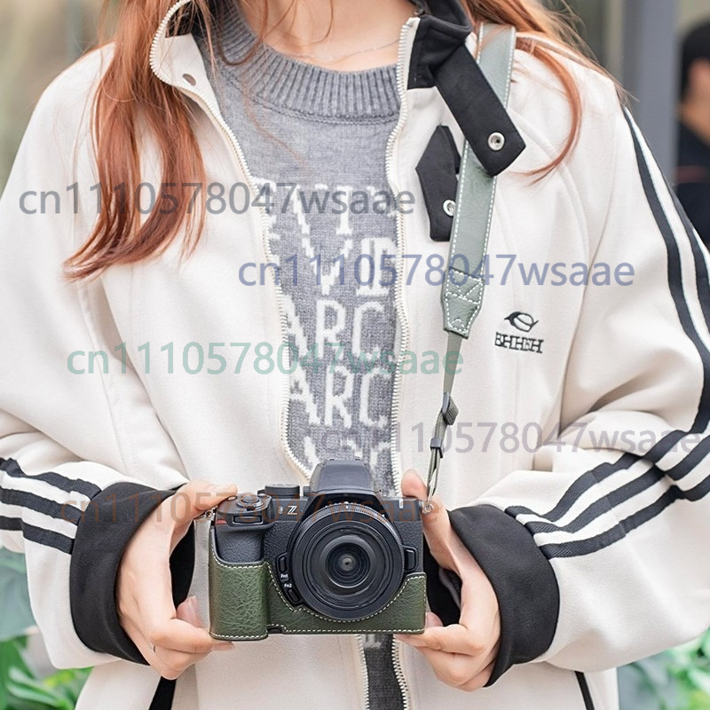 ニコン Z50 第二世代カメラケース用ベース保護カバー+ショ - Nikon Camera Z50 のレビューと価格